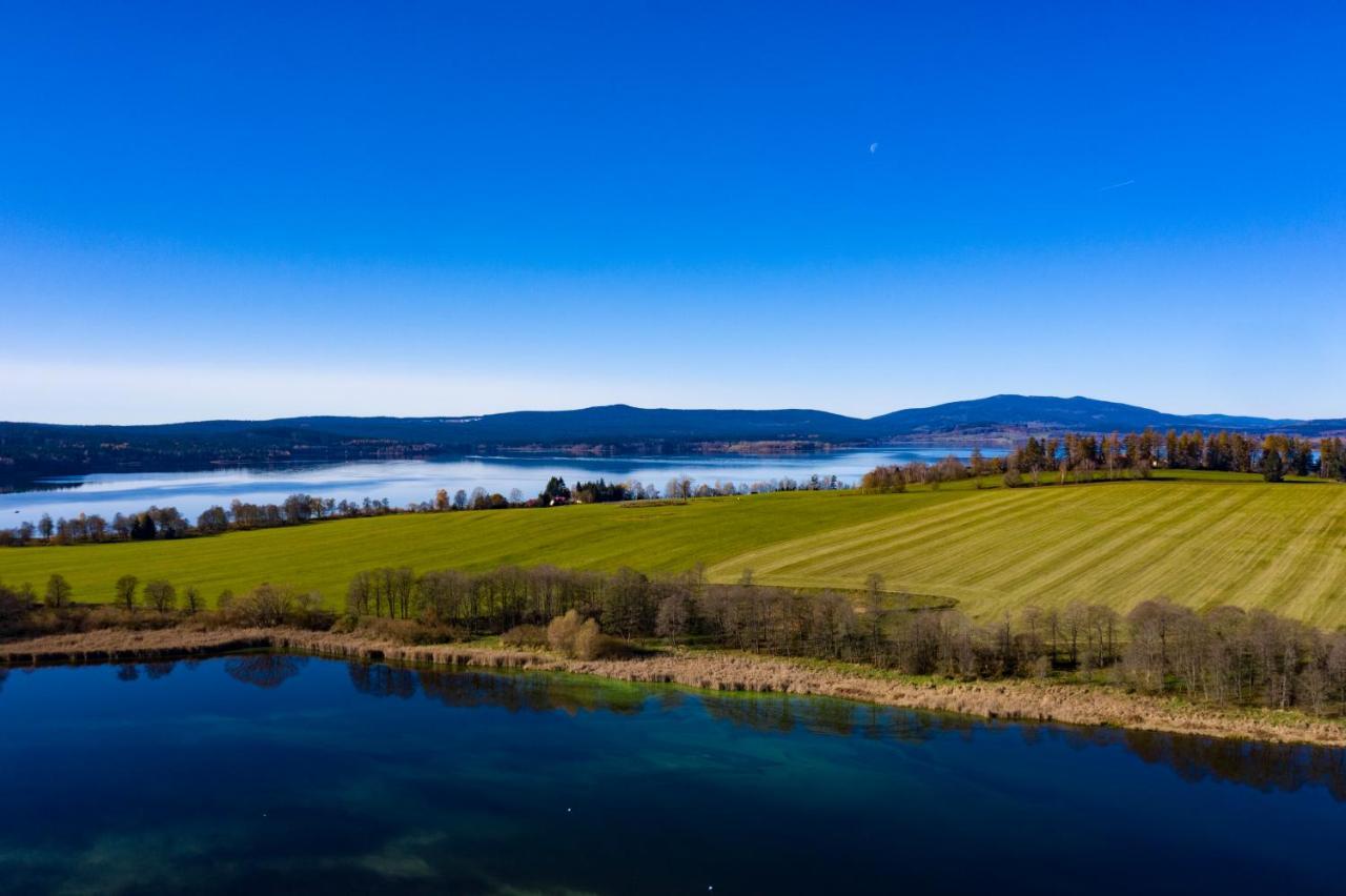 Hotel Fontána Lipno Černá v Pošumaví Exterior foto