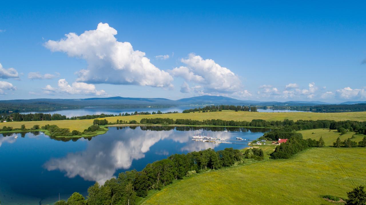 Hotel Fontána Lipno Černá v Pošumaví Exterior foto